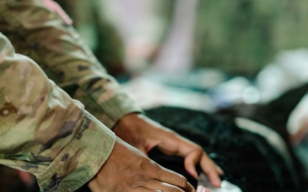 Illinois Army National Guard Medics Train in Lifesaving Canine Casualty Care