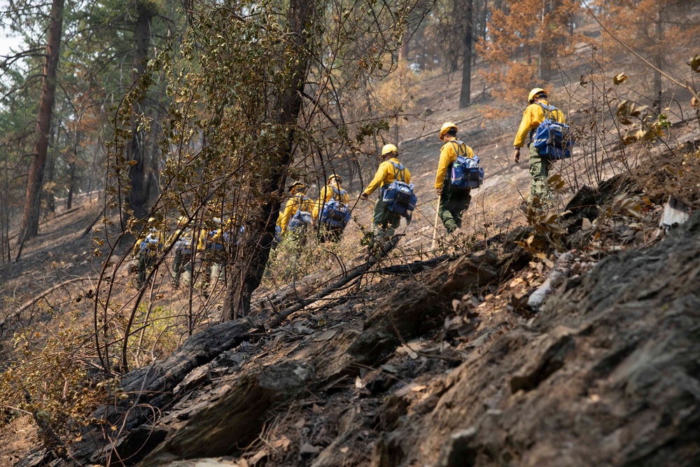 U.S. Army Soldiers from 7th Infantry Division activated as wildland firefighters on the Modrite Fire