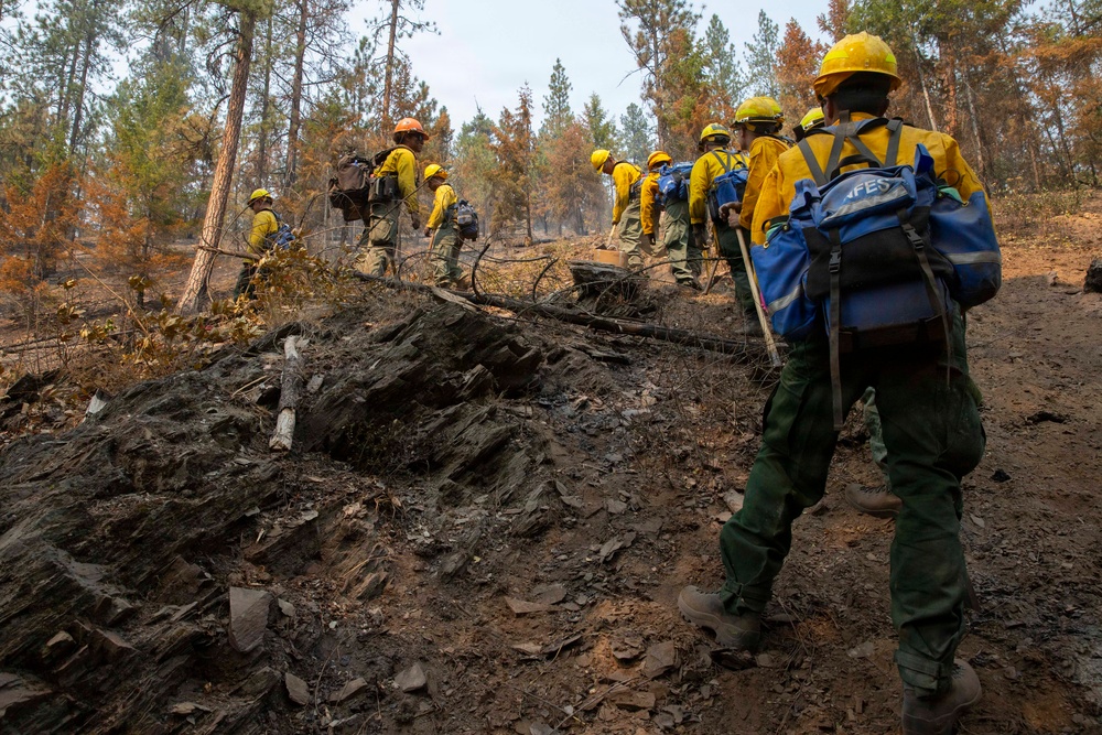U.S. Army Soldiers from 7th Infantry Division activated as wildland firefighters on the Modrite Fire