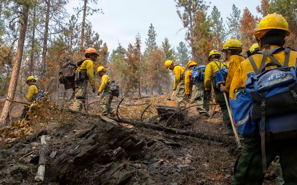 U.S. Army Soldiers from 7th Infantry Division activated as wildland firefighters on the Modrite Fire