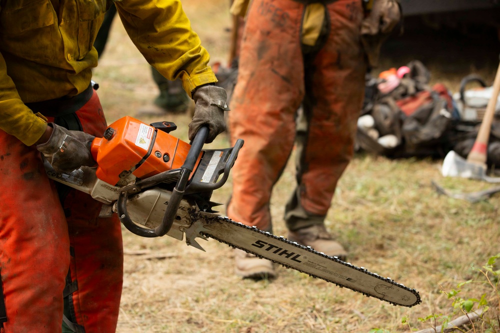 U.S. Army Soldiers from 7th Infantry Division activated as wildland firefighters on the Modrite Fire