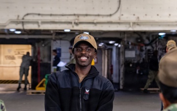 USS Theodore Roosevelt Ammunition Onload