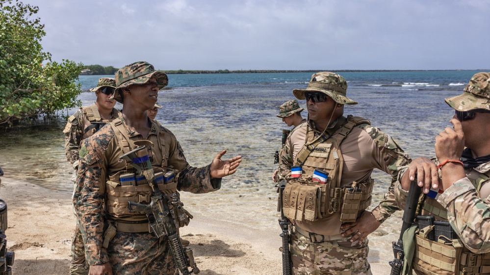 PANAMAX-26: V1/6, Partner forces conduct combat patrol and engagement drills