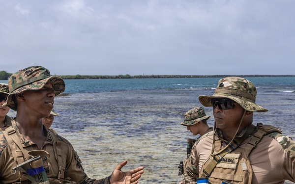 PANAMAX-26: V1/6, Partner forces conduct combat patrol and engagement drills