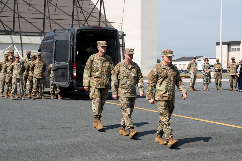 Lt. Gen. Jefferson O’Donnell, Deputy Chief of Staff, Manpower, Personnel and Services visits AFMAO
