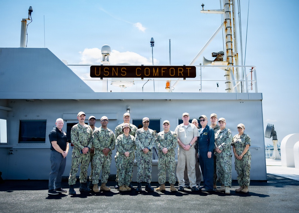 COMSC Tours USNS Comfort During COMFEX