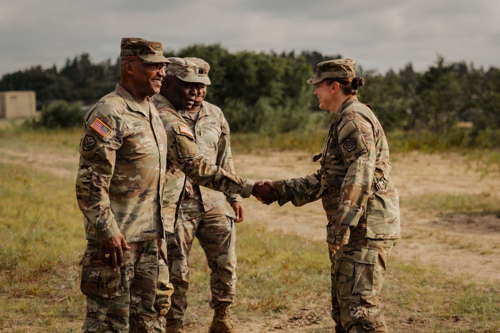 Illinois National Guard Senior Leaders Visit 108th Multifunctional Medical Battalion