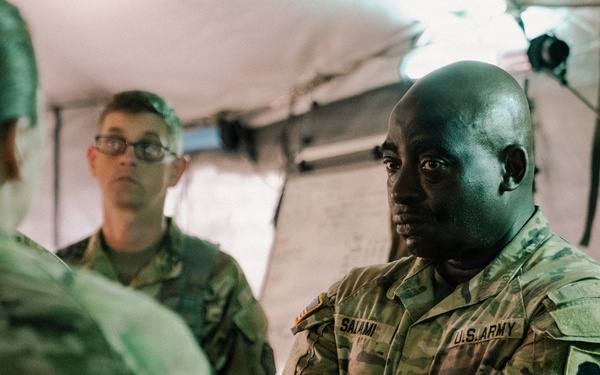 Illinois National Guard Senior Leaders Visit 108th Multifunctional Medical Battalion