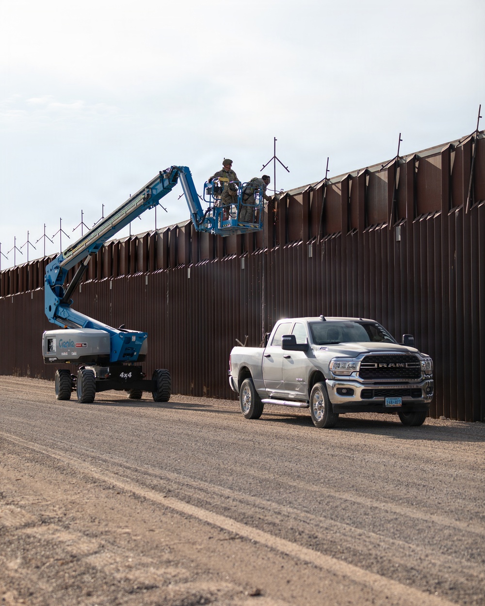 62nd Engineer Battalion Reinforces Southern Barrier with C-Wire