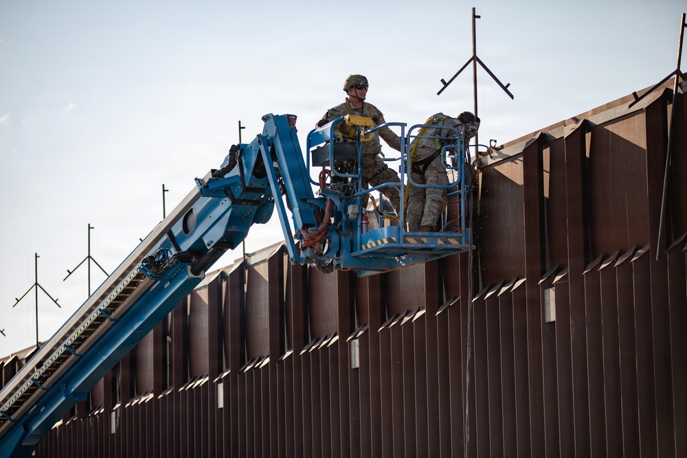 62nd Engineer Battalion Reinforces Southern Barrier with C-Wire