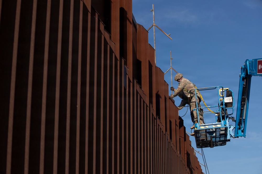 62nd Engineer Battalion Reinforces Southern Barrier with C-Wire