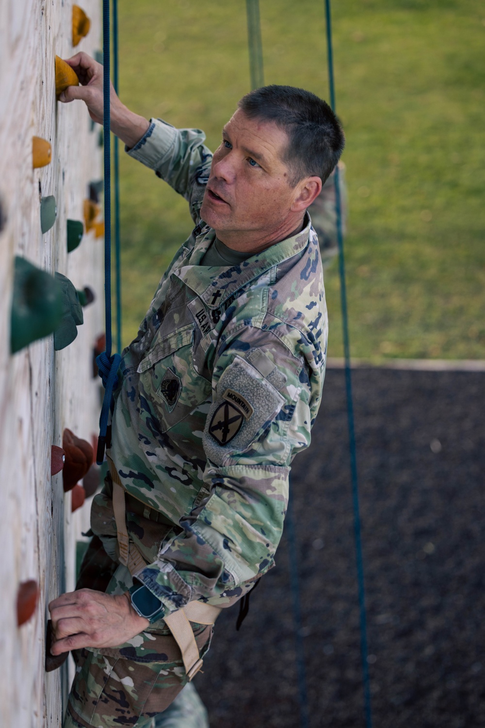 10th Mountain Division Staff Goes Climbing