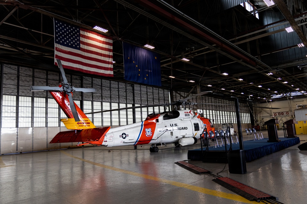U.S. Coast Guard Air Station Kodiak Conducts Search and Rescue Demonstration during DHS Secretary, USCG Commandant and Alaska Sen. Sullivan visit