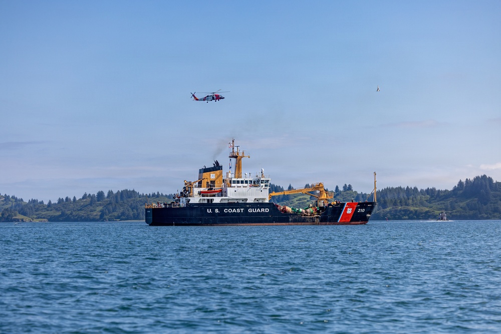 U.S. Coast Guard Air Station Kodiak Conducts Search and Rescue Demonstration during DHS Secretary, USCG Commandant and Alaska Sen. Sullivan visit