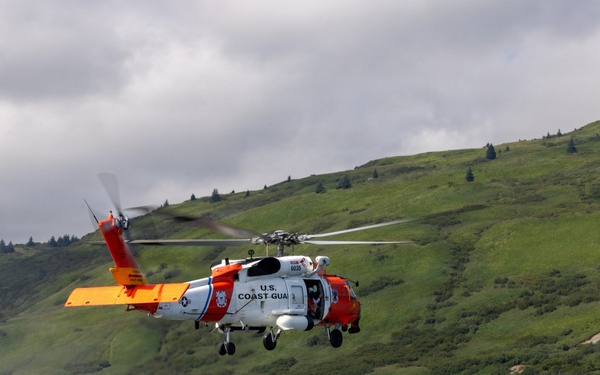 U.S. Coast Guard Air Station Kodiak Conducts Search and Rescue Demonstration during DHS Secretary, USCG Commandant and Alaska Sen. Sullivan visit