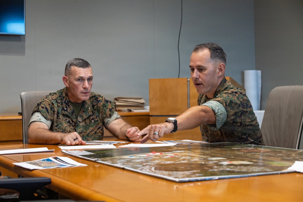Brigadier General Rizzo Tours MCBH