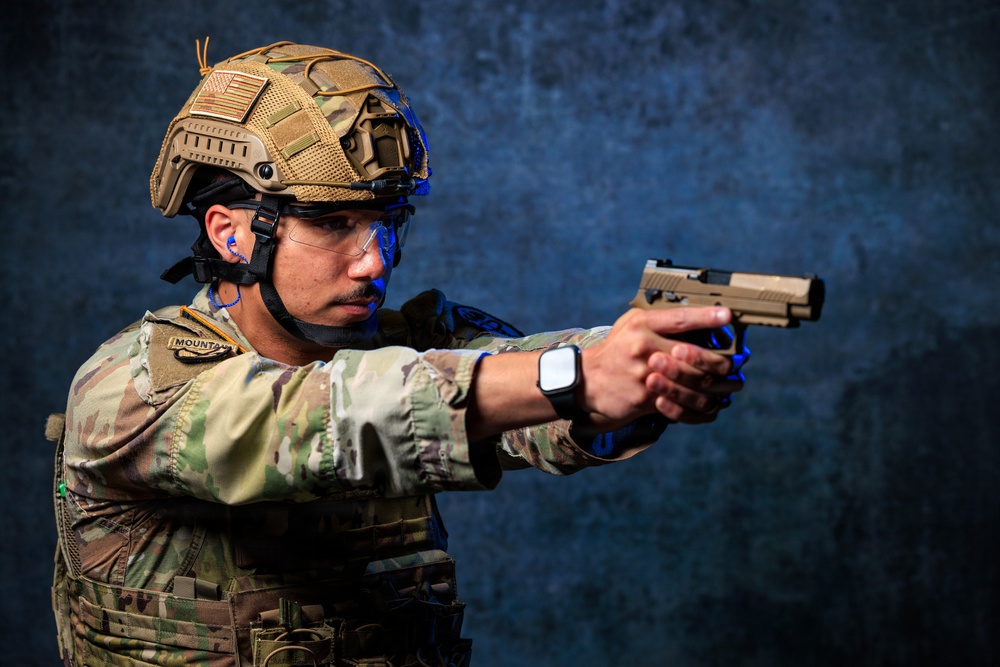Demonstrating properly fit hearing protection