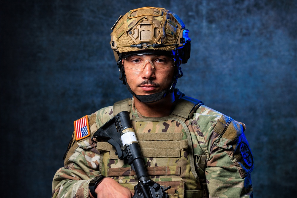 Demonstrating properly fit hearing protection