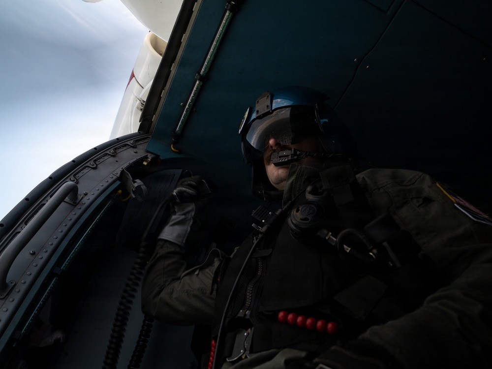 Coast Guard Air Station Ventura conducts training
