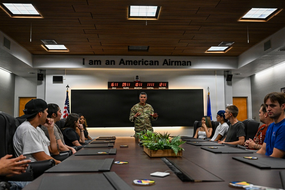 Air Force Delayed Entry Program recruits tour Davis-Monthan Air Force Base