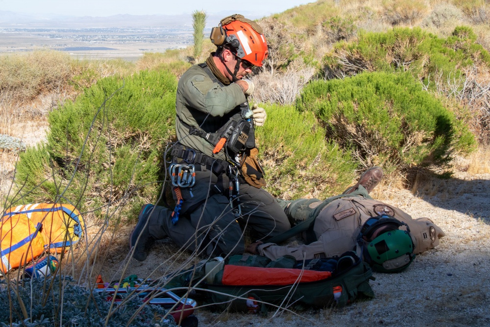 VX-31 search and rescue crews train across China Lake ranges