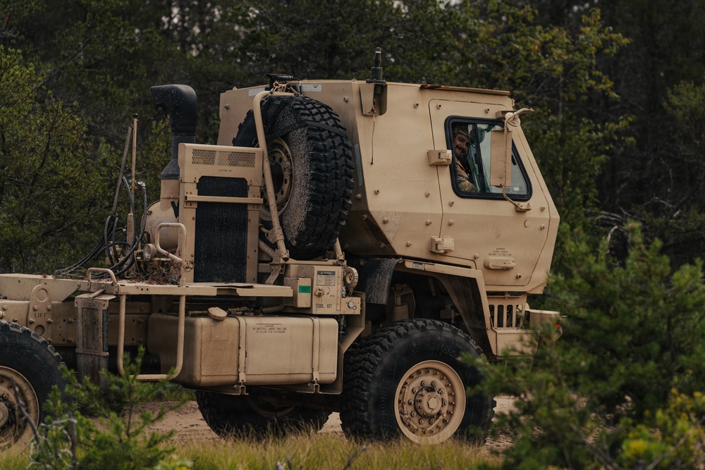 Illinois National Guard Senior Leaders Visit 1744th Transportation Company at Camp Grayling