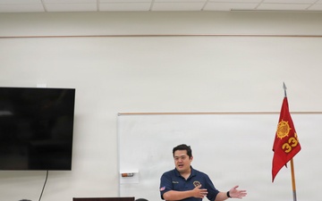 Washington ARA Jonathan Pan Meets with 332nd MCT Before Deployment