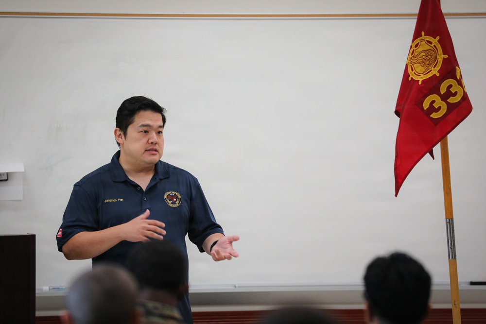 Washington ARA Jonathan Pan Meets with 332nd MCT Before Deployment