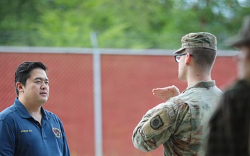 Washington ARA Jonathan Pan Meets with 332nd MCT Before Deployment