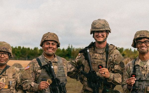 Illinois National Guard Senior Leaders Visit 1744th Transportation Company at Camp Grayling