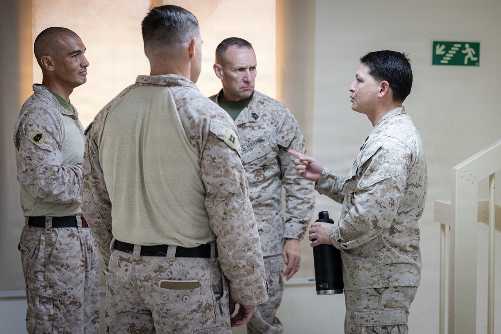 MARCENT Senior Leaders Visit U.S. Marines in the CENTCOM AOR