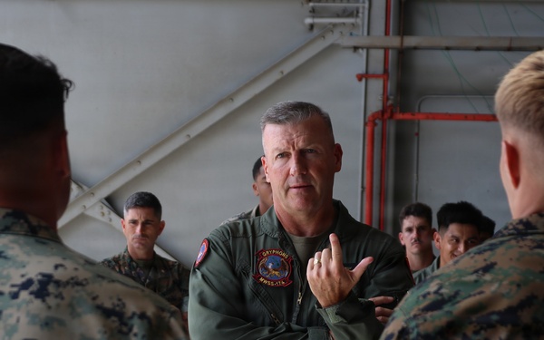 1st Marine Aircraft Wing visits Marine Wing Support Squadron 174