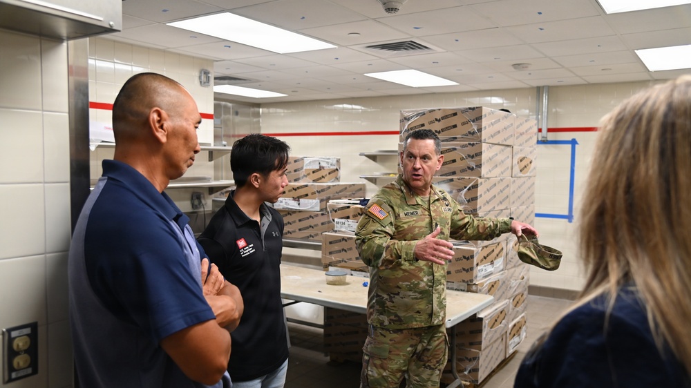 SMA Weimer visits USAG Hawaii to assess infrastructure, quality of life
