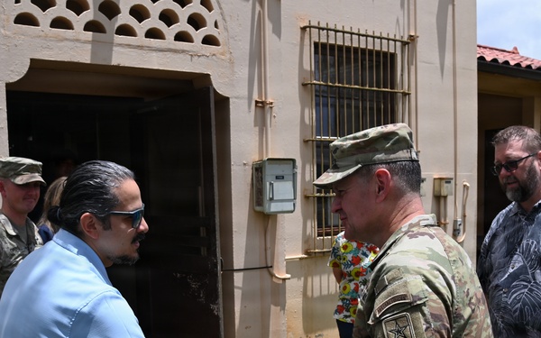 SMA Weimer visits USAG Hawaii to assess infrastructure, quality of life