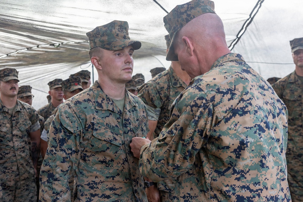 The Commandant and Sergeant Major of the Marine Corps visit 3rd MLR