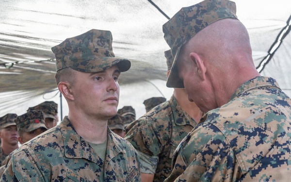 The Commandant and Sergeant Major of the Marine Corps visit 3rd MLR