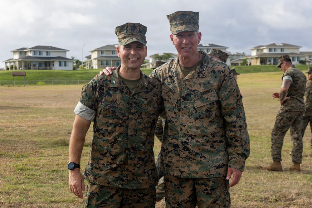 The Commandant and Sergeant Major of the Marine Corps visit 3rd MLR