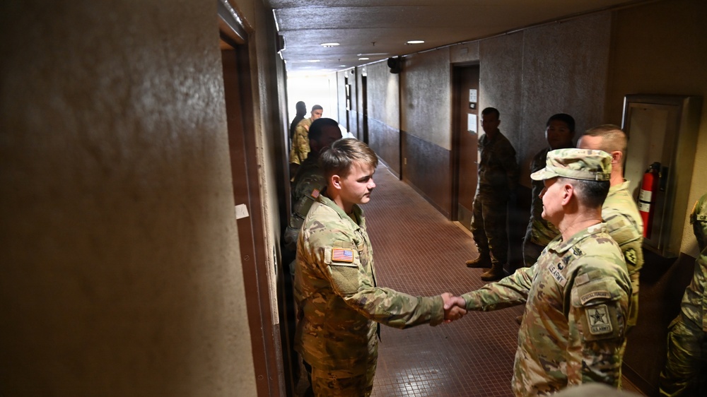 SMA Weimer visits USAG Hawaii to assess infrastructure, quality of life