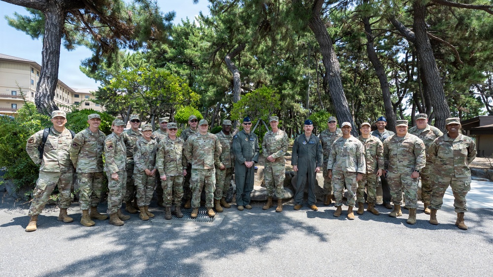 COMPACAF visits the Wolf Pack, gains insight on mission operations