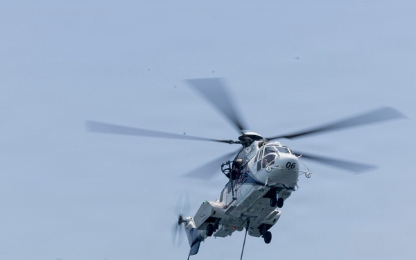 USS Comstock Conducts Flight Quarters