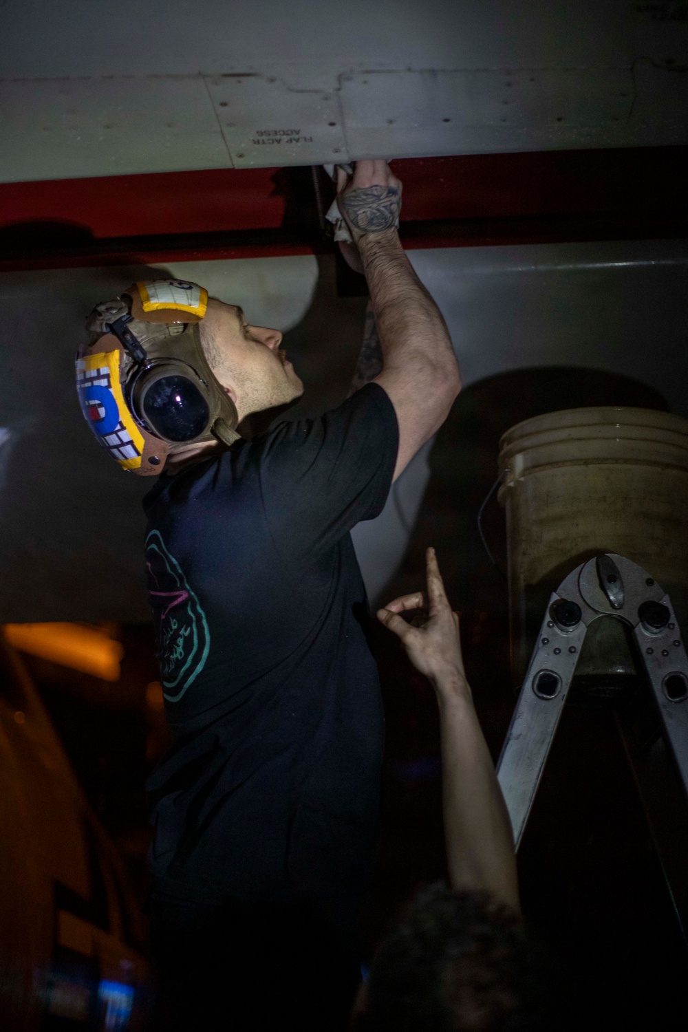 Abraham Lincoln Conducts Aircraft Maintenance