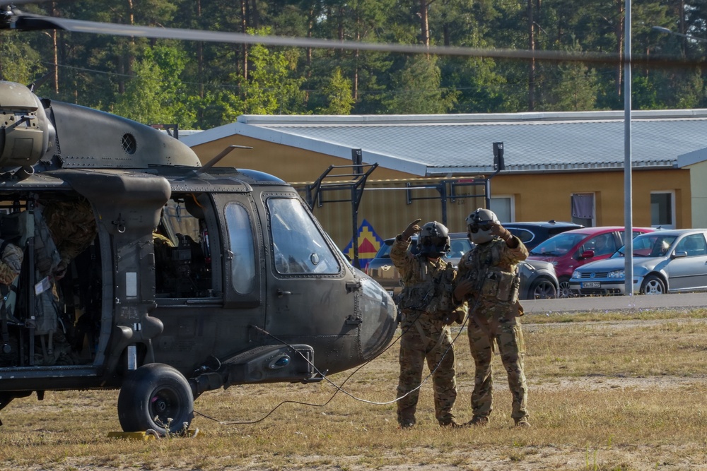 Air Assault Helicopter Rappel