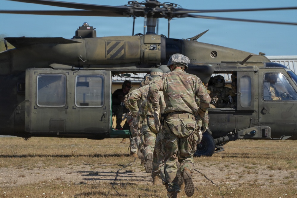 Air Assault Helicopter Rappel