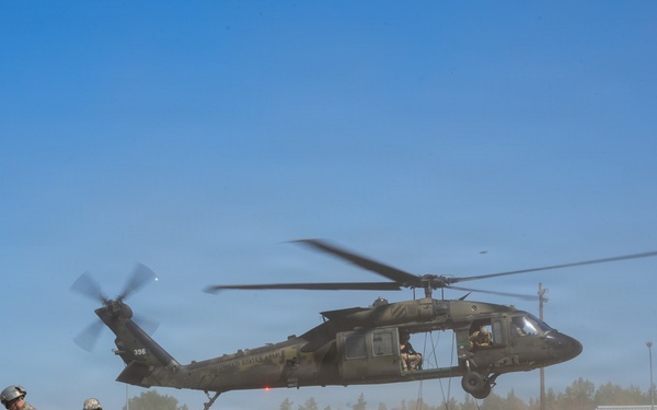Air Assault Helicopter Rappel