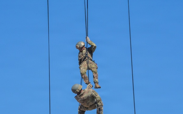 Air Assault Helicopter Rappel