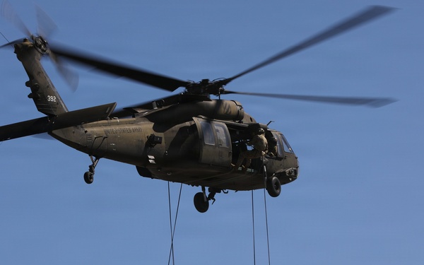 Air Assault Helicopter Rappel