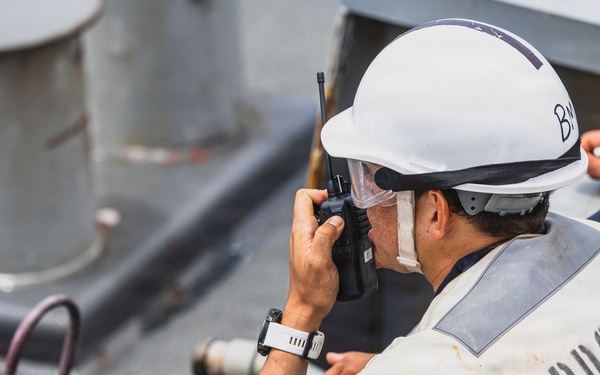 Replenishment-at-sea Aboard USS Ross (DDG 71)