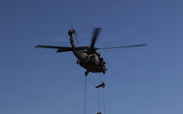 Air Assault Helicopter Rappel