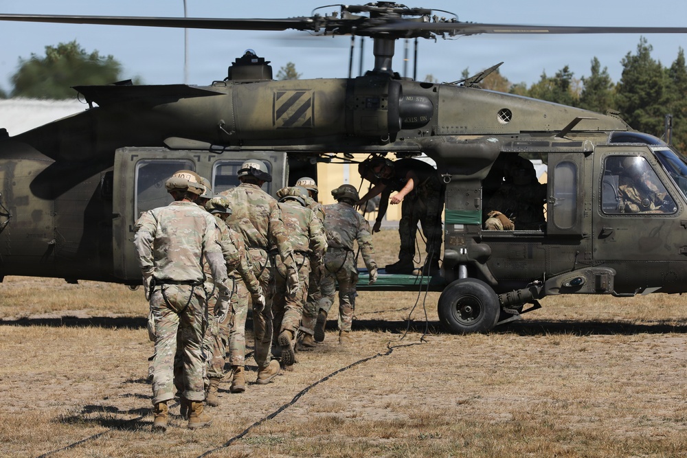 Air Assault Helicopter Rappel