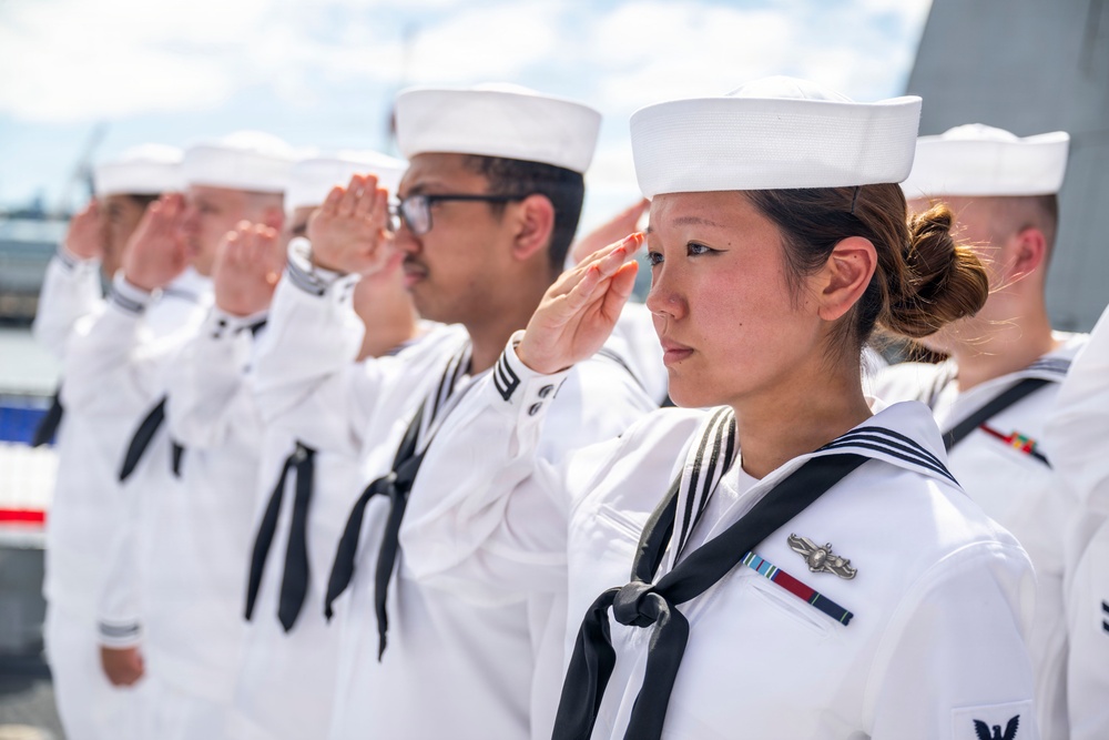 DESRON 15 holds change of command ceremony aboard USS Howard (DDG 83) at Commander, Fleet Activities Yokosuka, Japan